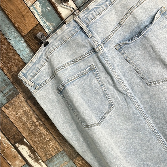 Ava & Viv A-line Light Blue Denim Skirt - Picture 13 of 15